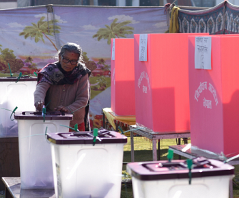 Publication: A clear majority for one of the two curious coalitions at the 20 November elections in Nepal may bring in much needed stability